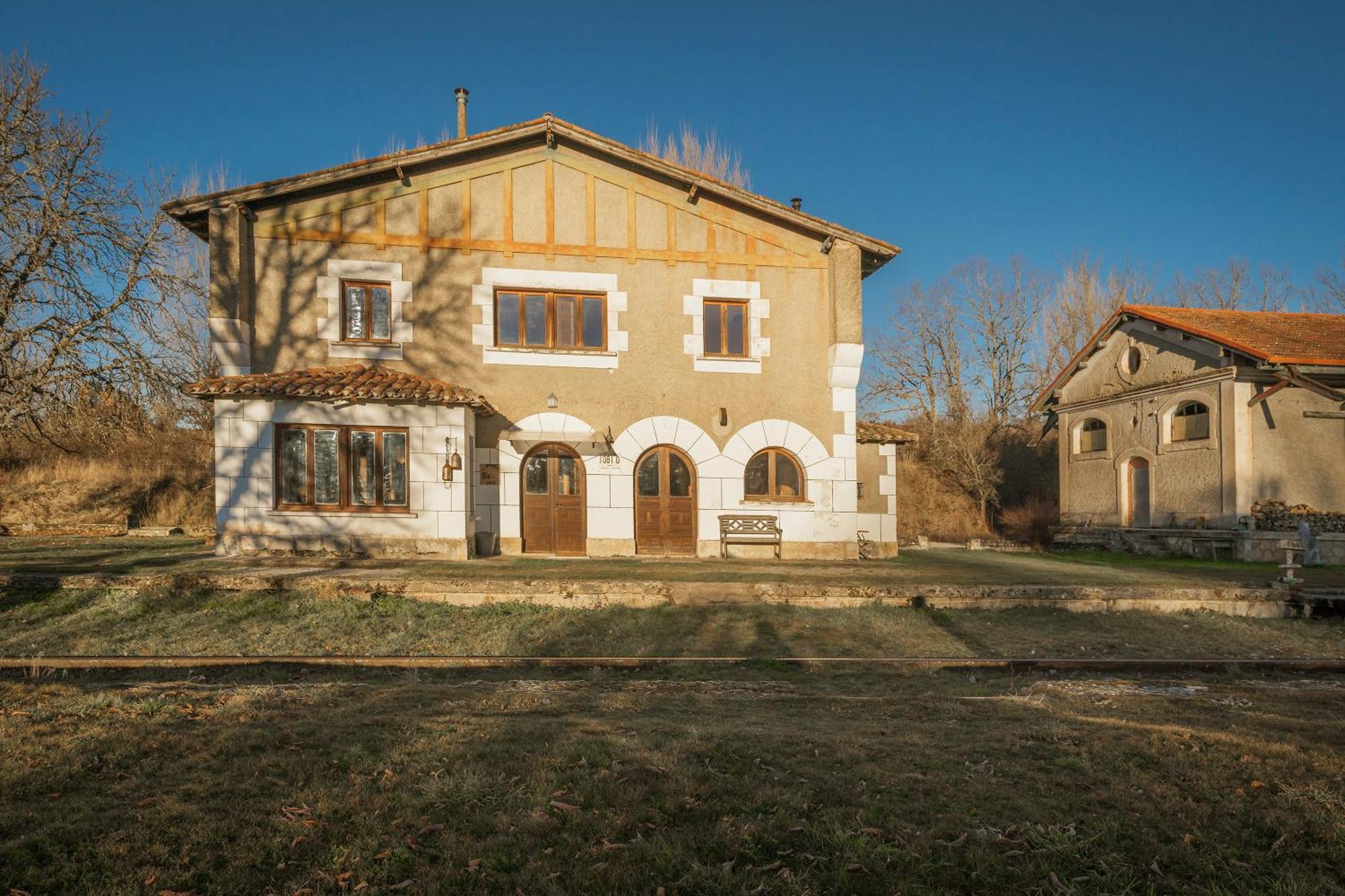 La Estacion De Rabanera Guest House Rabanera del Pinar Eksteriør bilde
